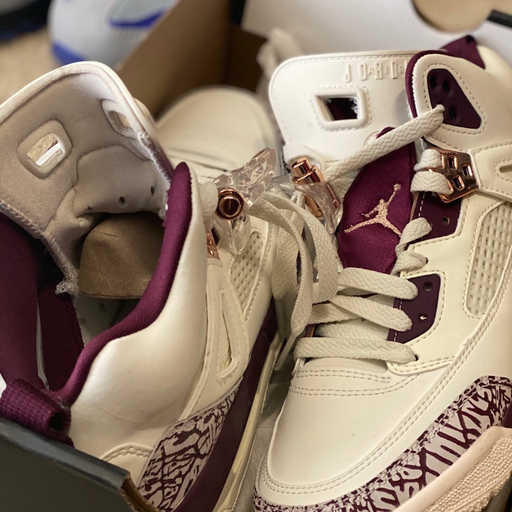 Jordan - Picture 2 of 2